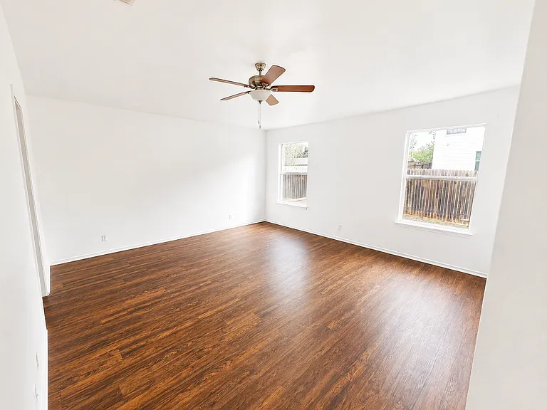 4124 Wensledale Dr #1 — Photo 10