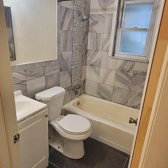2102 Bickmore Ave — Photo 17