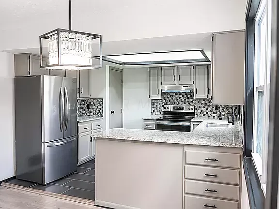 3 bed, 2.5 bath, 1500 sqft, $2,250 — Photo 4