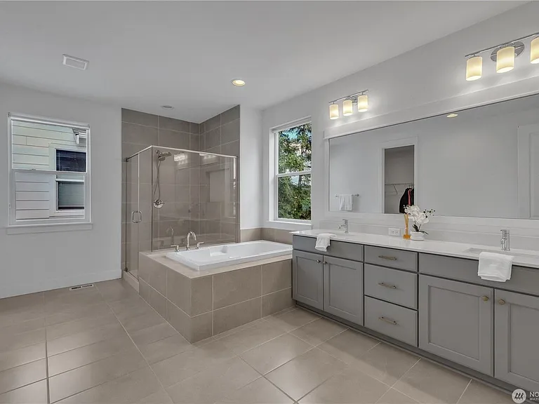 27066 Summit Park Way SE — Photo 31