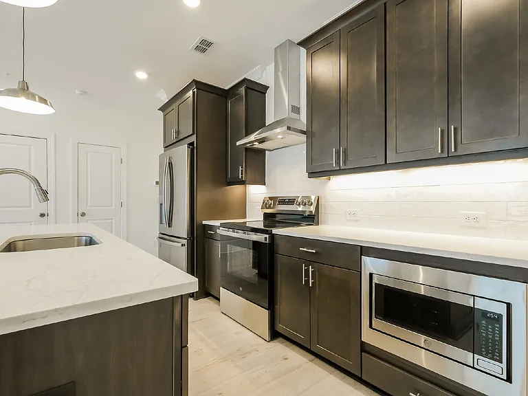 514 Alice Way #MARKET SQUARE AT SAW — Photo 15