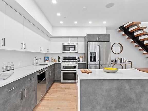 2nd image of 537 Court St Penthouse A