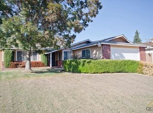208 Pilot Ave, Bakersfield, CA