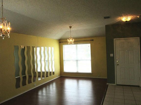 4th image of 9102 Gaspard Ct