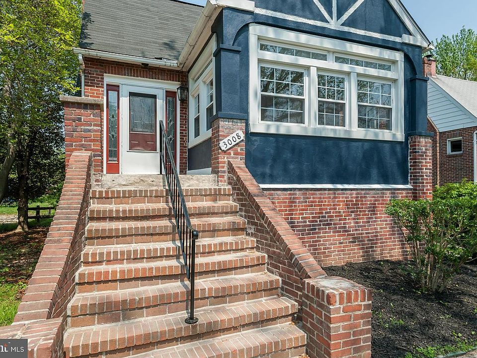 2nd image of 3008 Pinewood Ave