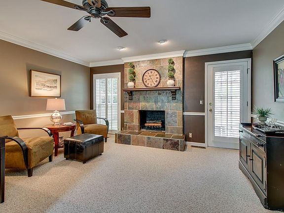 5th image of 1524 Cabot Dr