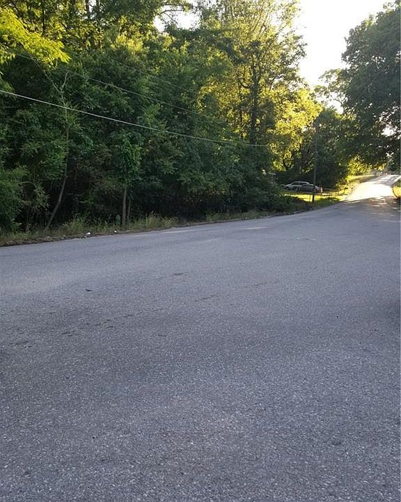 2nd image of 4601 Alabama Ave NE