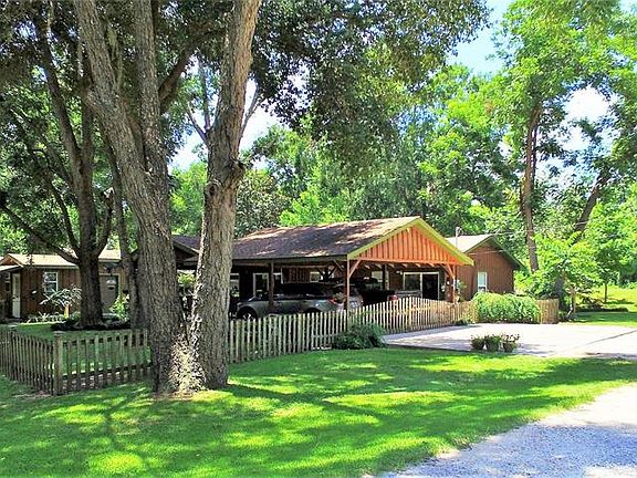 5th image of 463 W Taylor Lake Cir