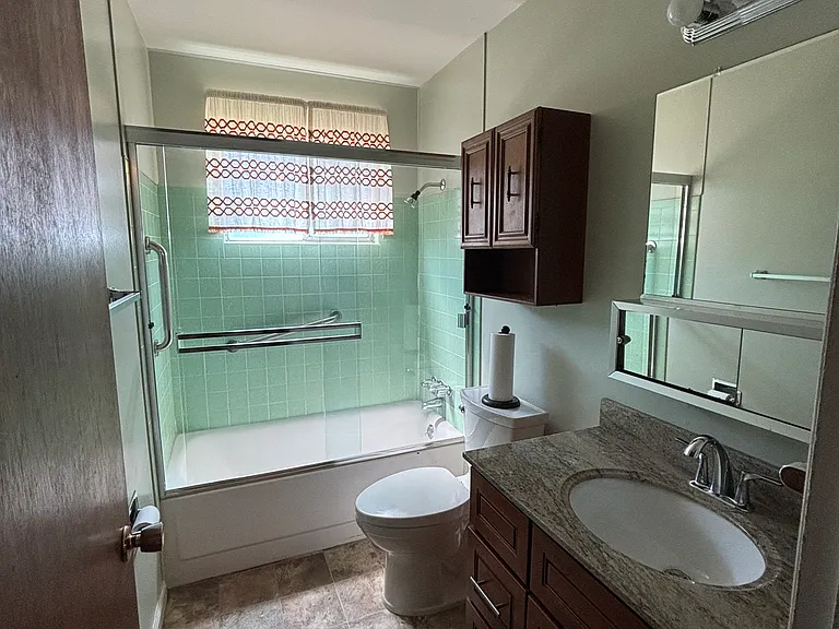 210 Benjamin Ave — Photo 6