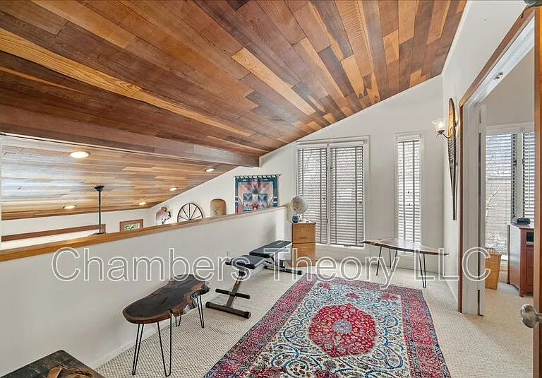 8709 Hidden Hill Ln — Photo 18
