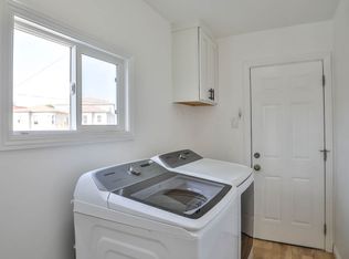 East LA duplex, Los Angeles, CA 90023