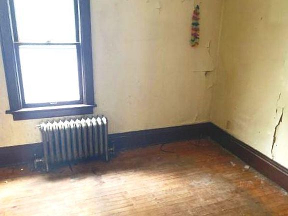5th image of 2406-2408 N 40th St