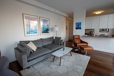 Rented by R New York