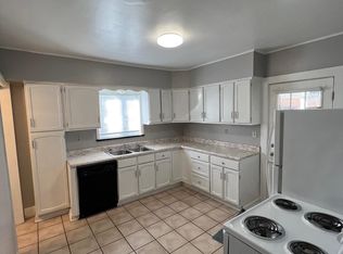 856 McLaughlin Run Rd APT 1, Bridgeville, PA 15017