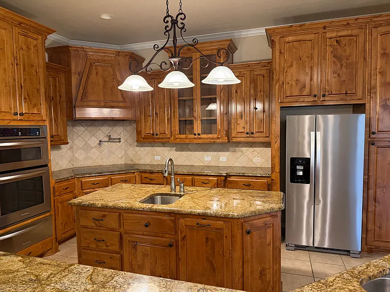 2303 High View Dr — Photo 38