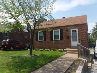 427 Kingston Dr, Saint Louis, MO, 63125