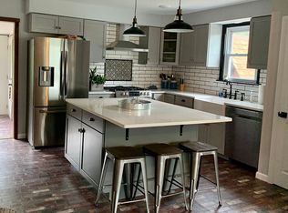 22 Woodland Rd, Wyomissing, PA 19610