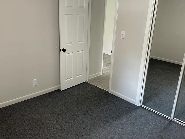 410 Lloyd St — Photo 9