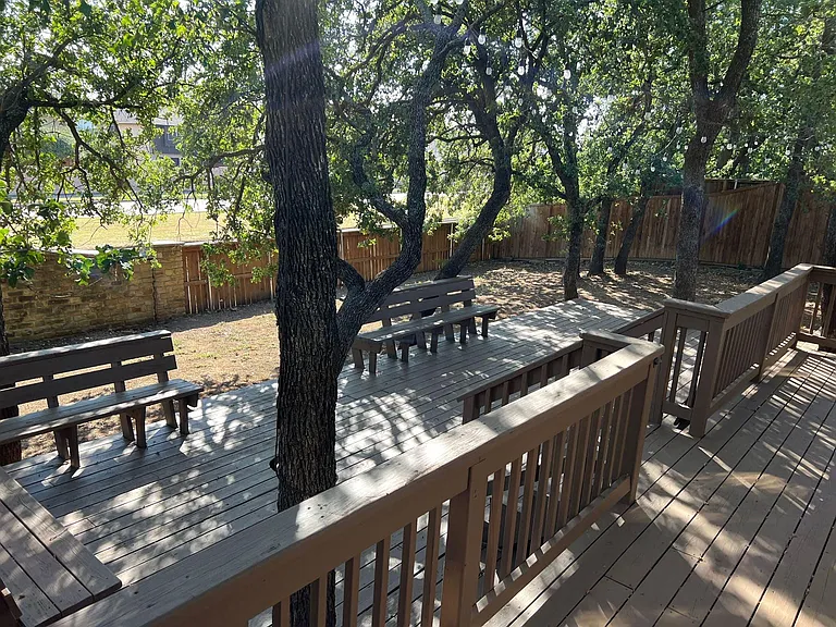 1400 Clear Creek Dr — Photo 18