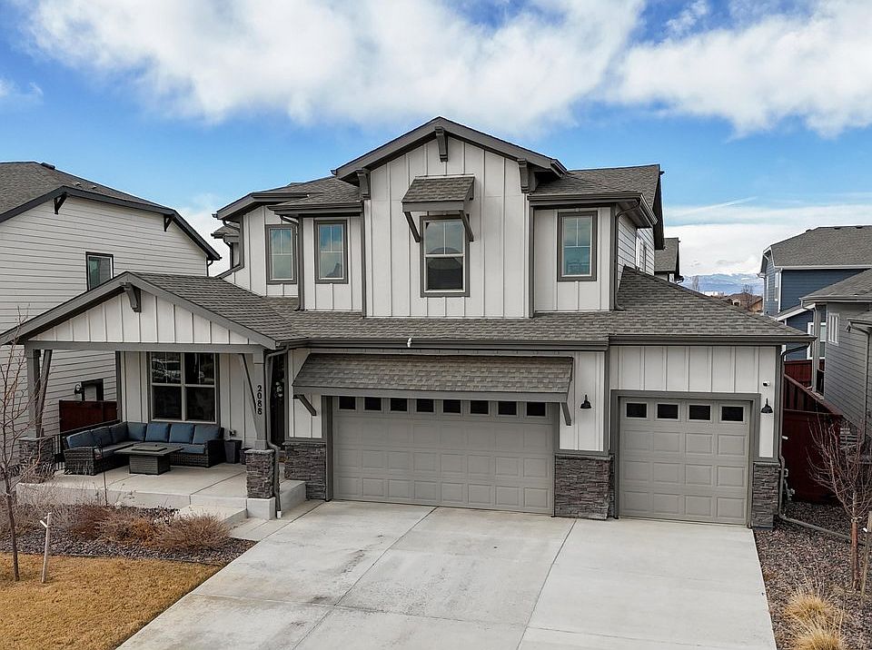 1st image of 2088 Falling Leaf Dr