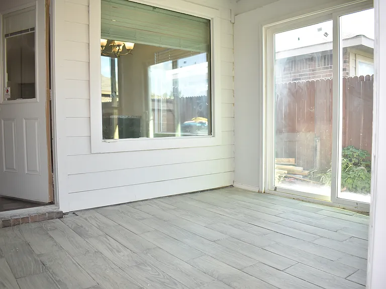 9717 Snowbell Ln — Photo 26