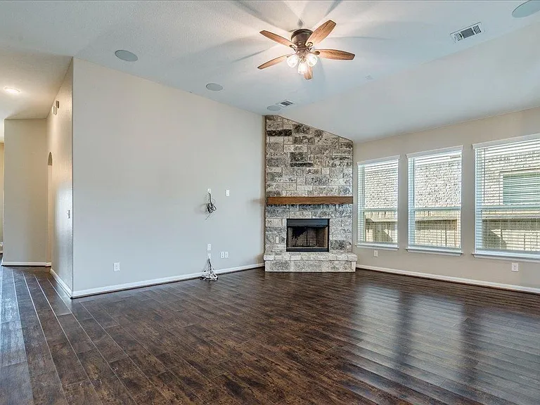 733 Blue Oak Blvd — Photo 9
