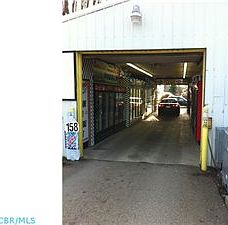 2nd image of 1454 N Columbus St
