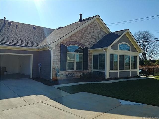 1st image of 1418 Somersby Cir #9A