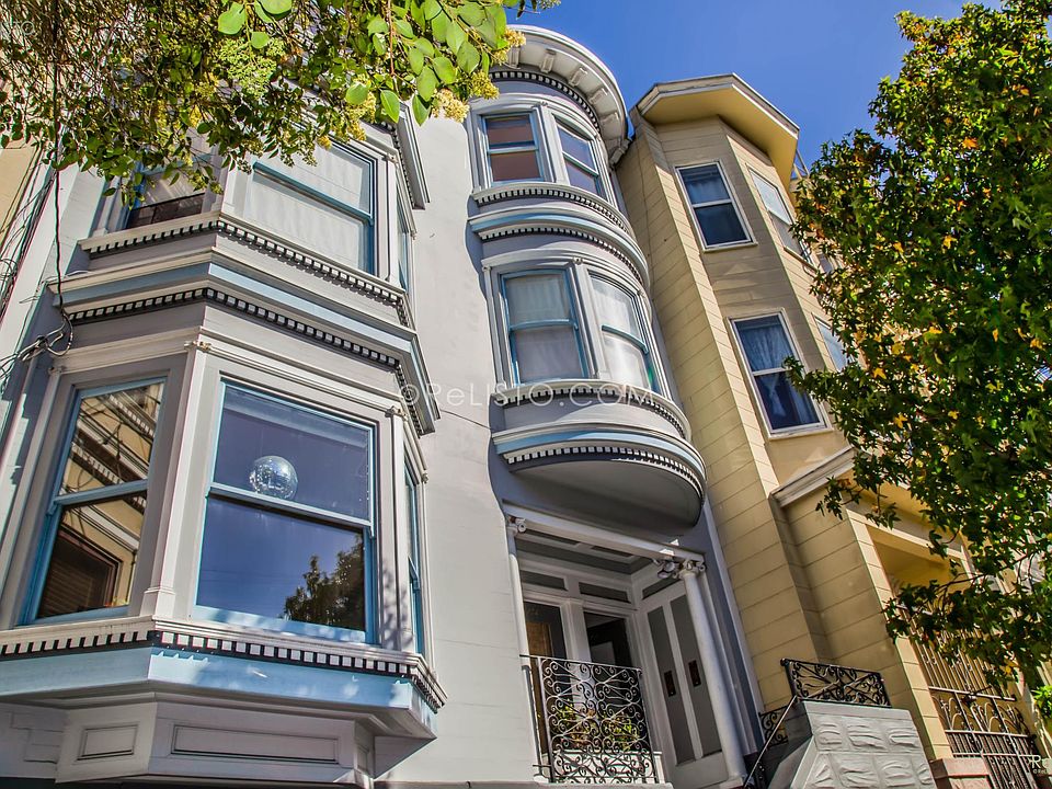 1st image of 522 Ashbury St