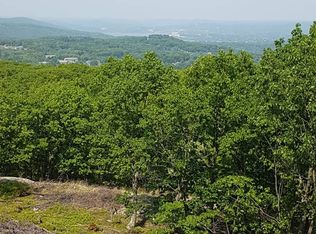 31 High Mountain Rd, Pomona, NY 10970