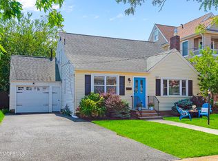 110 Trenton Ave, Point Pleasant Beach, NJ 08742