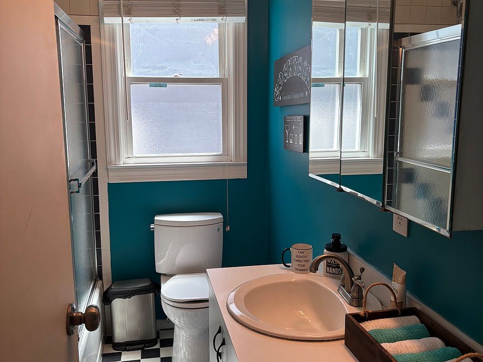 1st image of 48 Oswego Ave