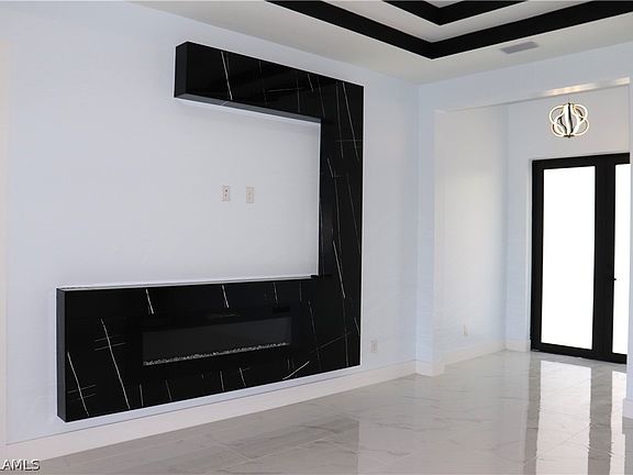 4th image of 1225 NE 11th Terrace Cpe