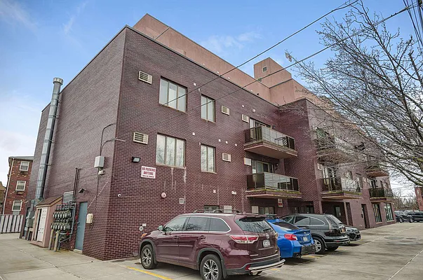 Sold by Dorsa Group | media 11