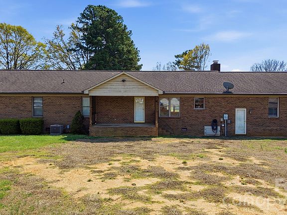 4th image of 7721 Otts Cir