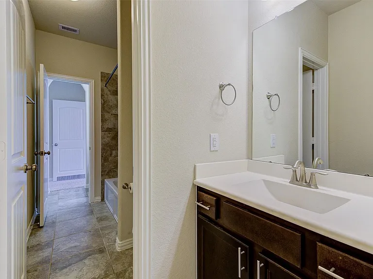 11206 Leila Park Ct — Photo 13