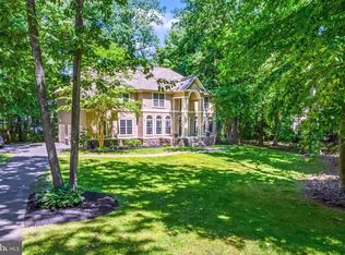 15 Waterview Dr, Pilesgrove, NJ 08098