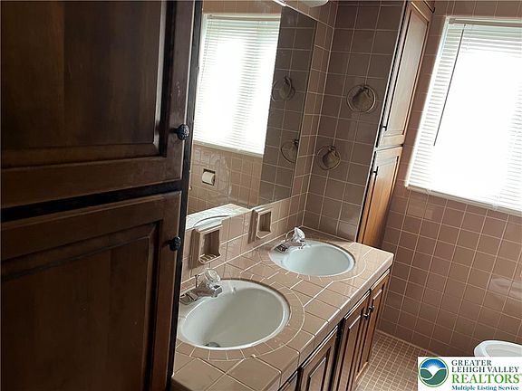 3rd image of 132 E Broad St #1