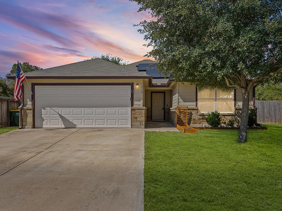 1315 Lantana Ct