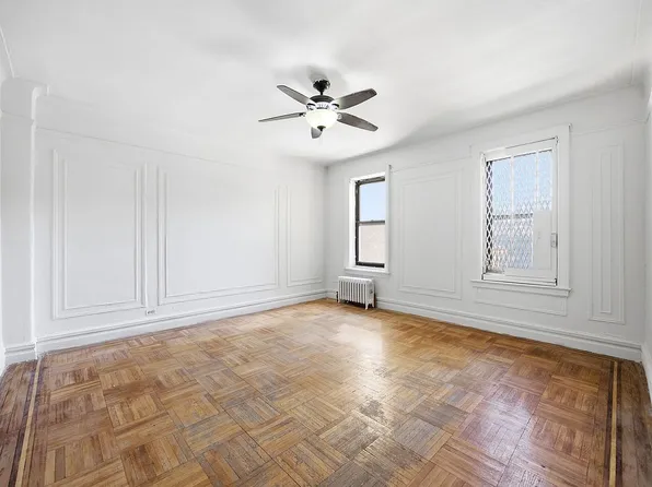 105 Bennett Ave APT 43A, New York, NY 10033