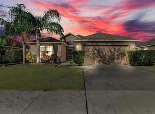 2429 Dakota Rock Dr, Ruskin, FL 33570