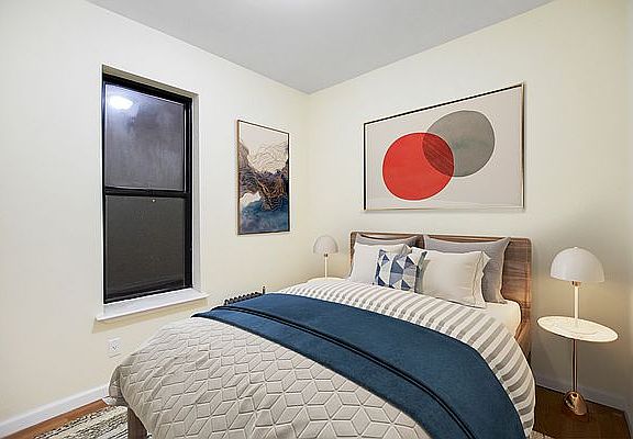 3rd image of 429 Lenox Ave APT 12