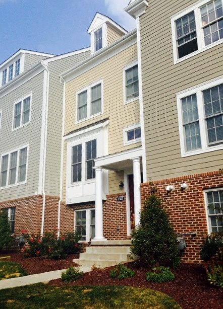 2nd image of 1302 Village Ln
