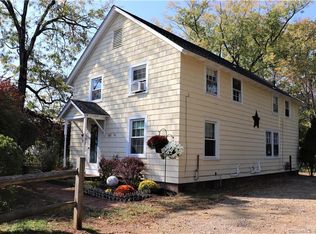 565 Rye St, South Windsor, CT 06074