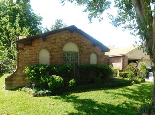 10426 Tenneco Dr, Houston, TX 77099