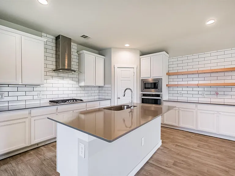 12534 Newport Arch Ln — Photo 8