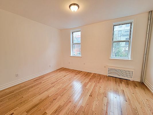 1st image of 40 W 95th St #C