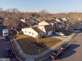 39 Cardinal Dr, Clementon, NJ 08021