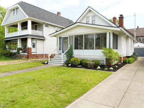 2219 Carabel Ave, Lakewood, OH 44107