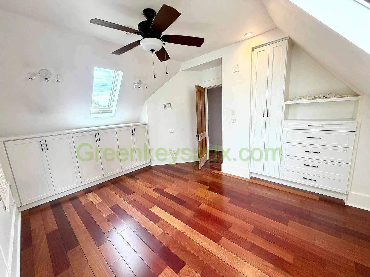 Charming 1902 Victorian Farmhouse in Arbor Lodge with Fenced Backyard & Heated Floors — Photo 4